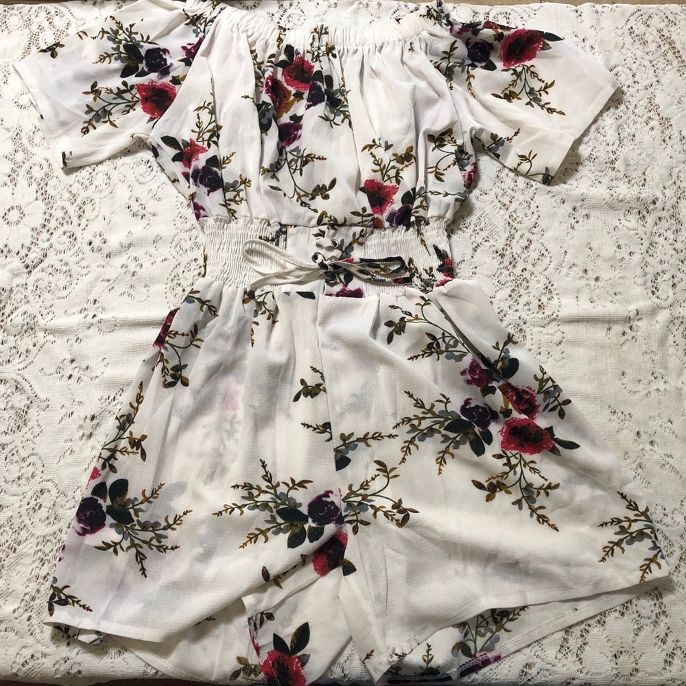 Off Shoulder Lace-Up Front Romper